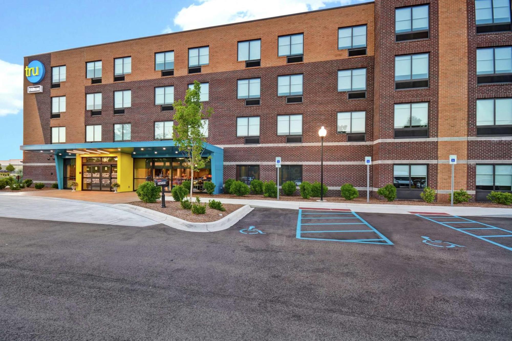 Hotel Tru By Hilton Sterling Heights Detroit Exterior foto